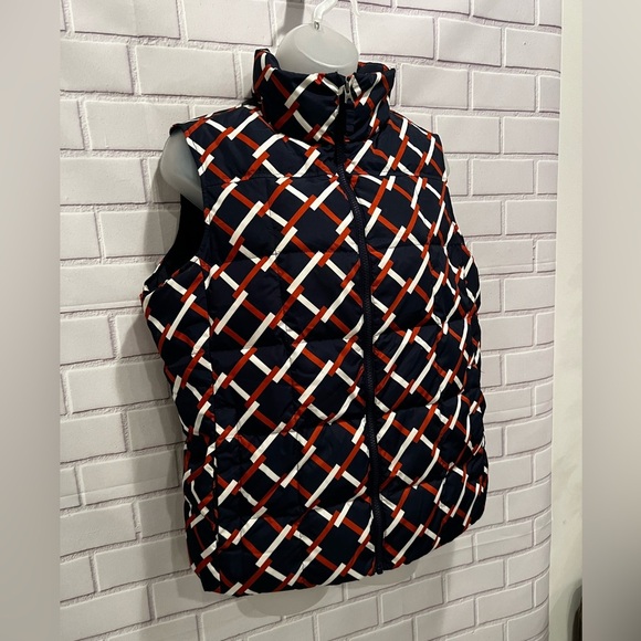 LANDS END women Stylish Quilted Vest /size MP - Picture 3 of 10